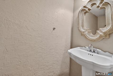 795 West Main Street Meriden CT 06451