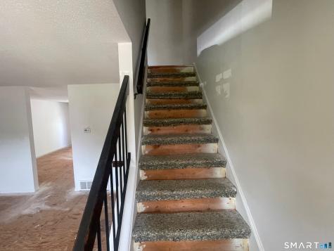 868 Long Hill Road Middletown CT 06457