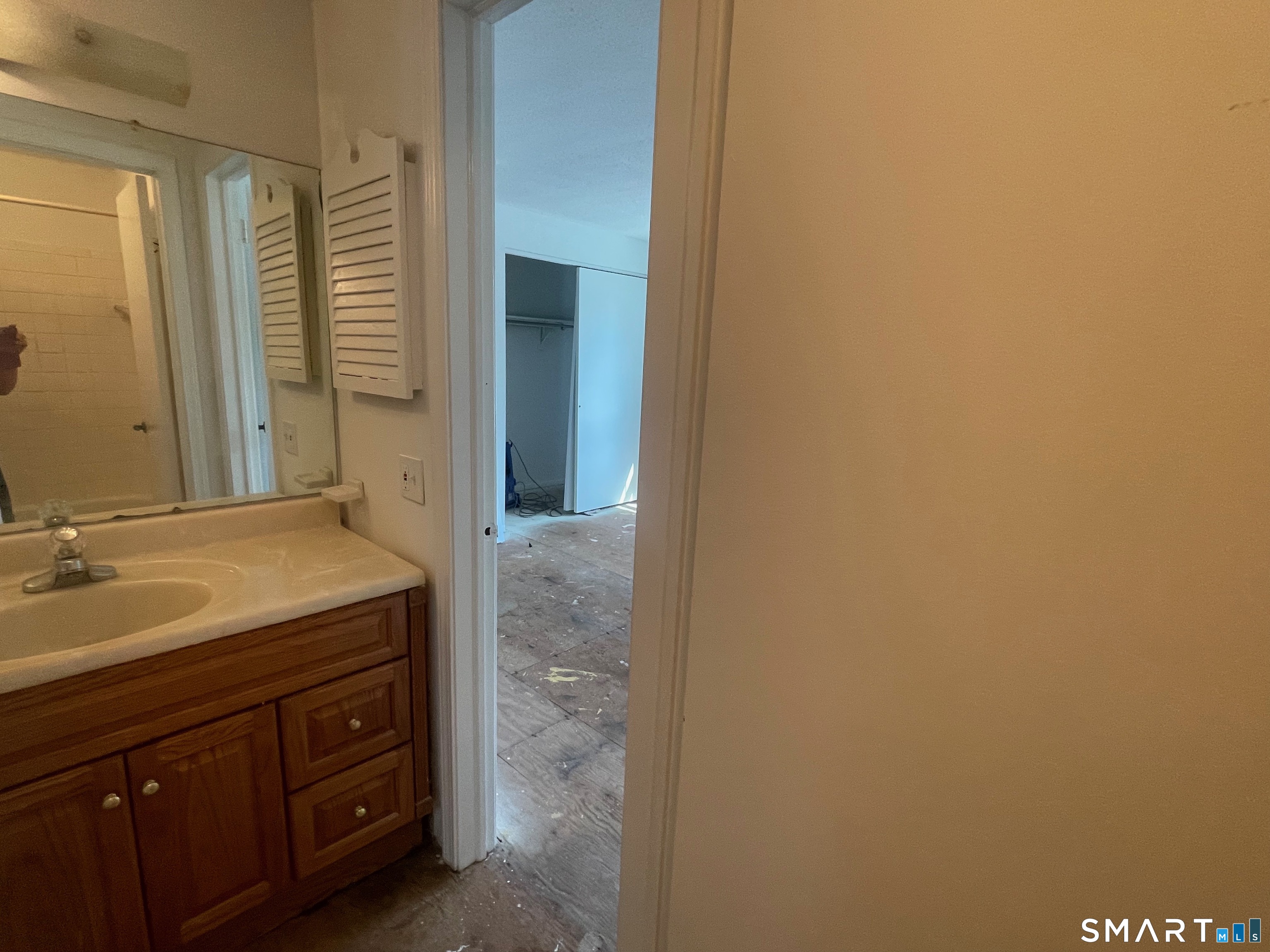 868 Long Hill Road Middletown CT 06457