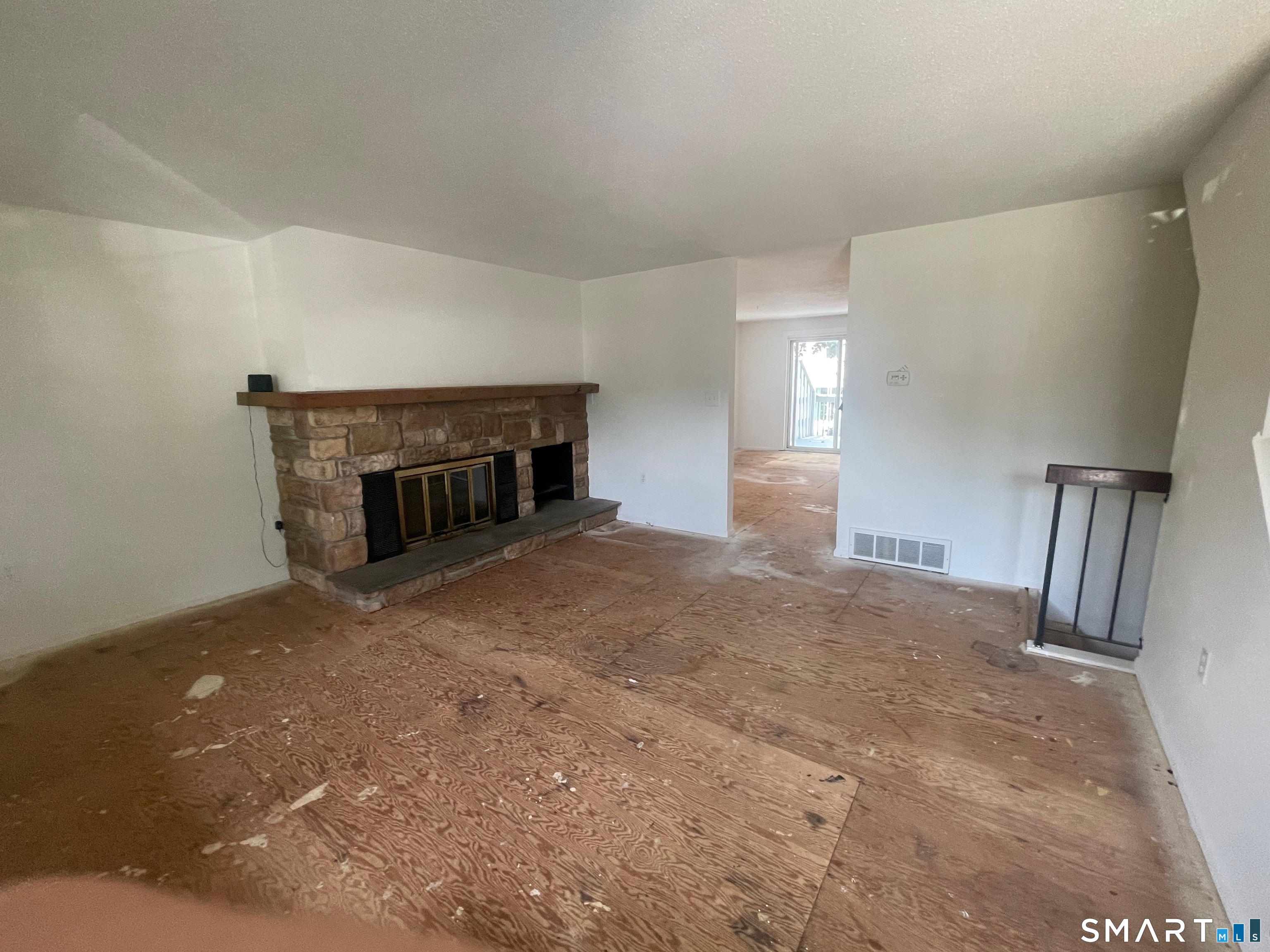 868 Long Hill Road Middletown CT 06457