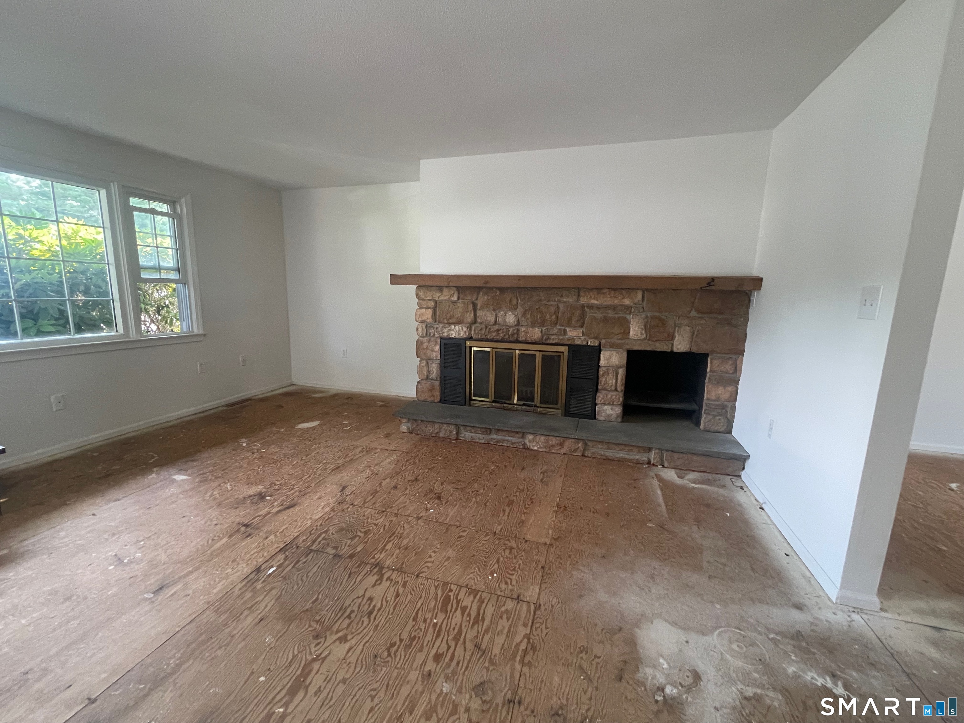 868 Long Hill Road Middletown CT 06457