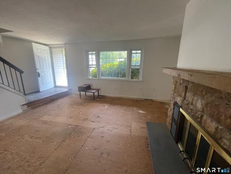 868 Long Hill Road Middletown CT 06457