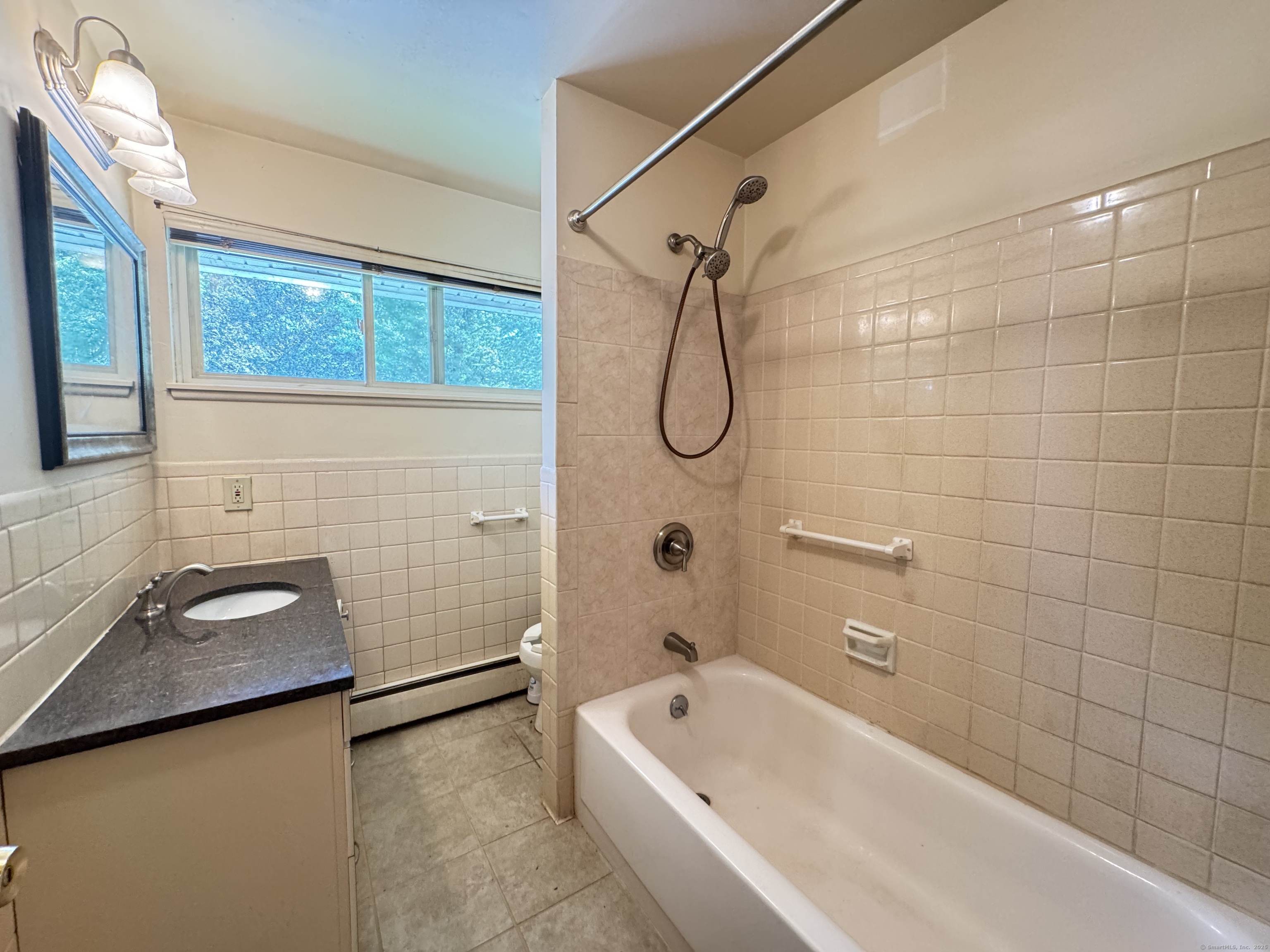 141 Worth Avenue Hamden CT 06518