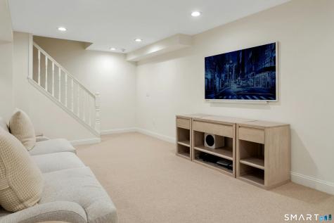 1 Maple Street New Canaan CT 06840