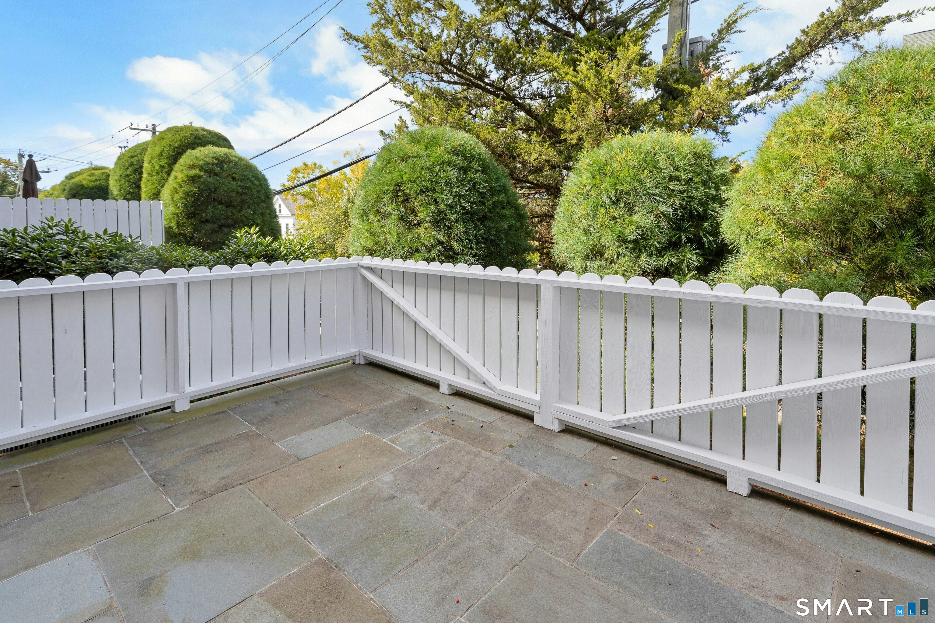 1 Maple Street New Canaan CT 06840