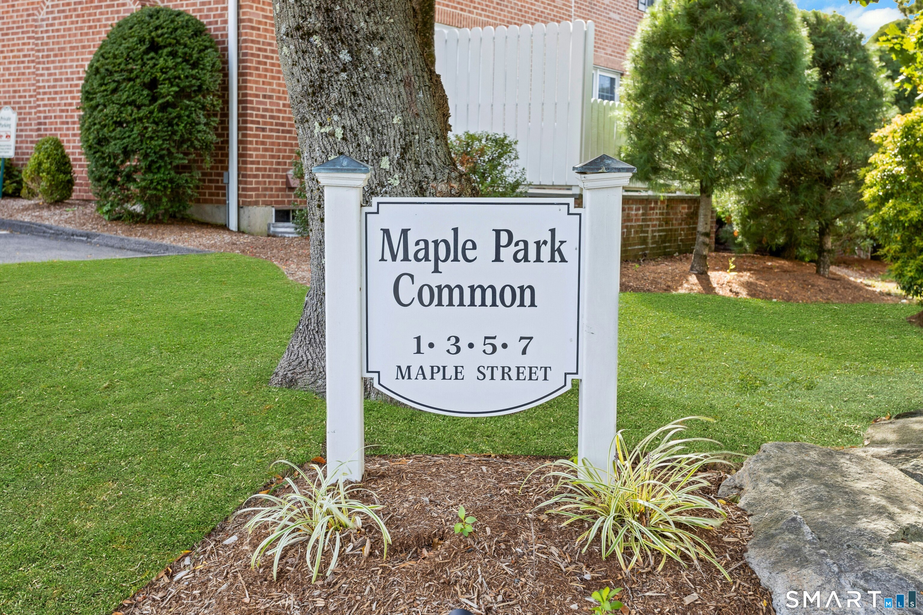 1 Maple Street New Canaan CT 06840