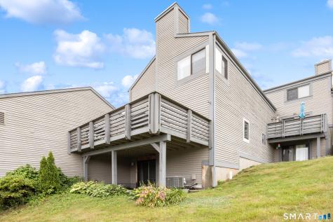 561 Pilgrim Harbor Wallingford CT 06492