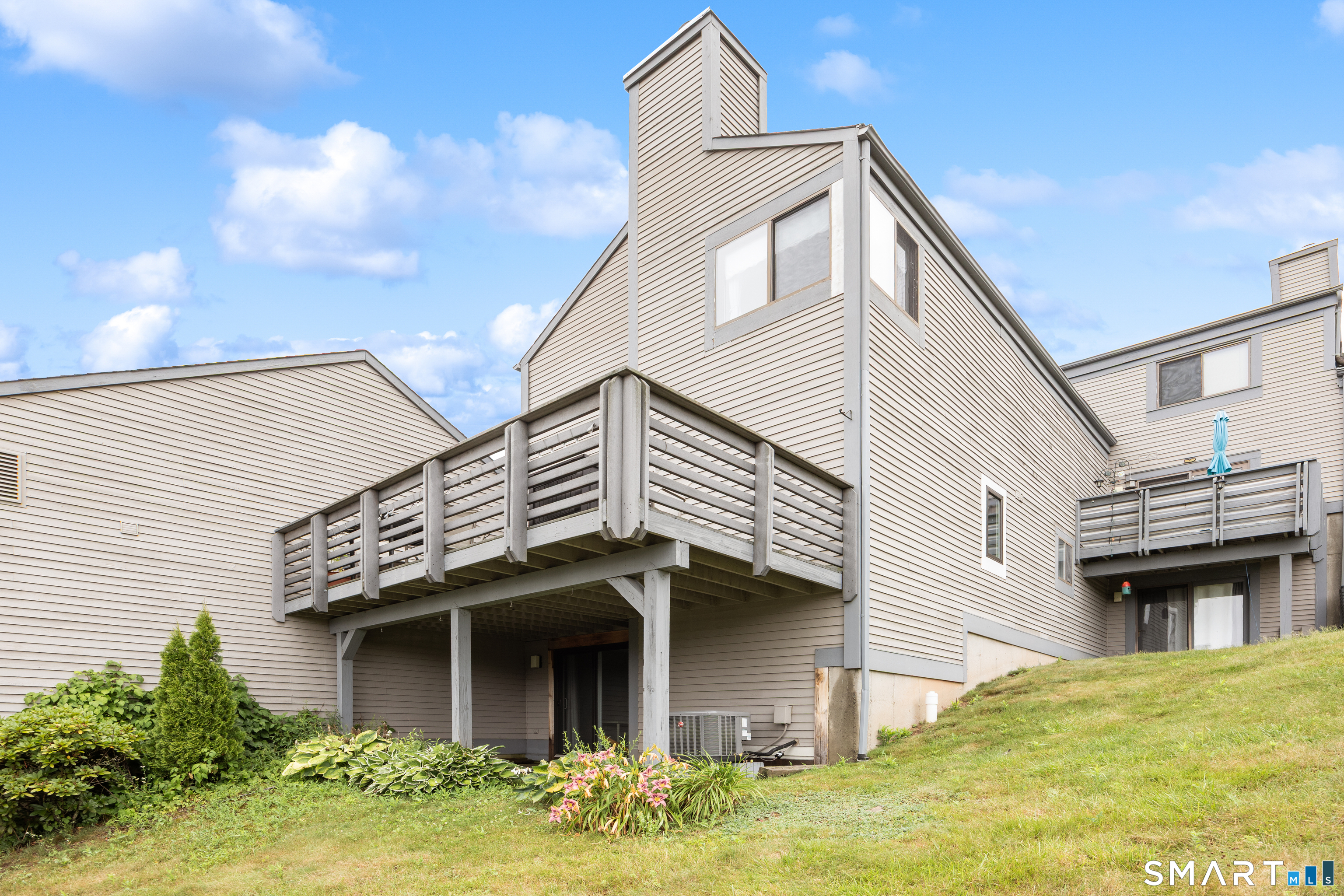 561 Pilgrim Harbor Wallingford CT 06492