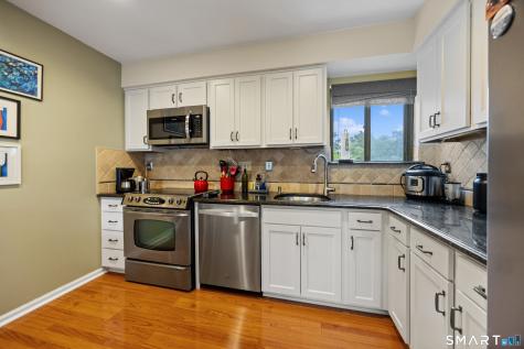 561 Pilgrim Harbor Wallingford CT 06492