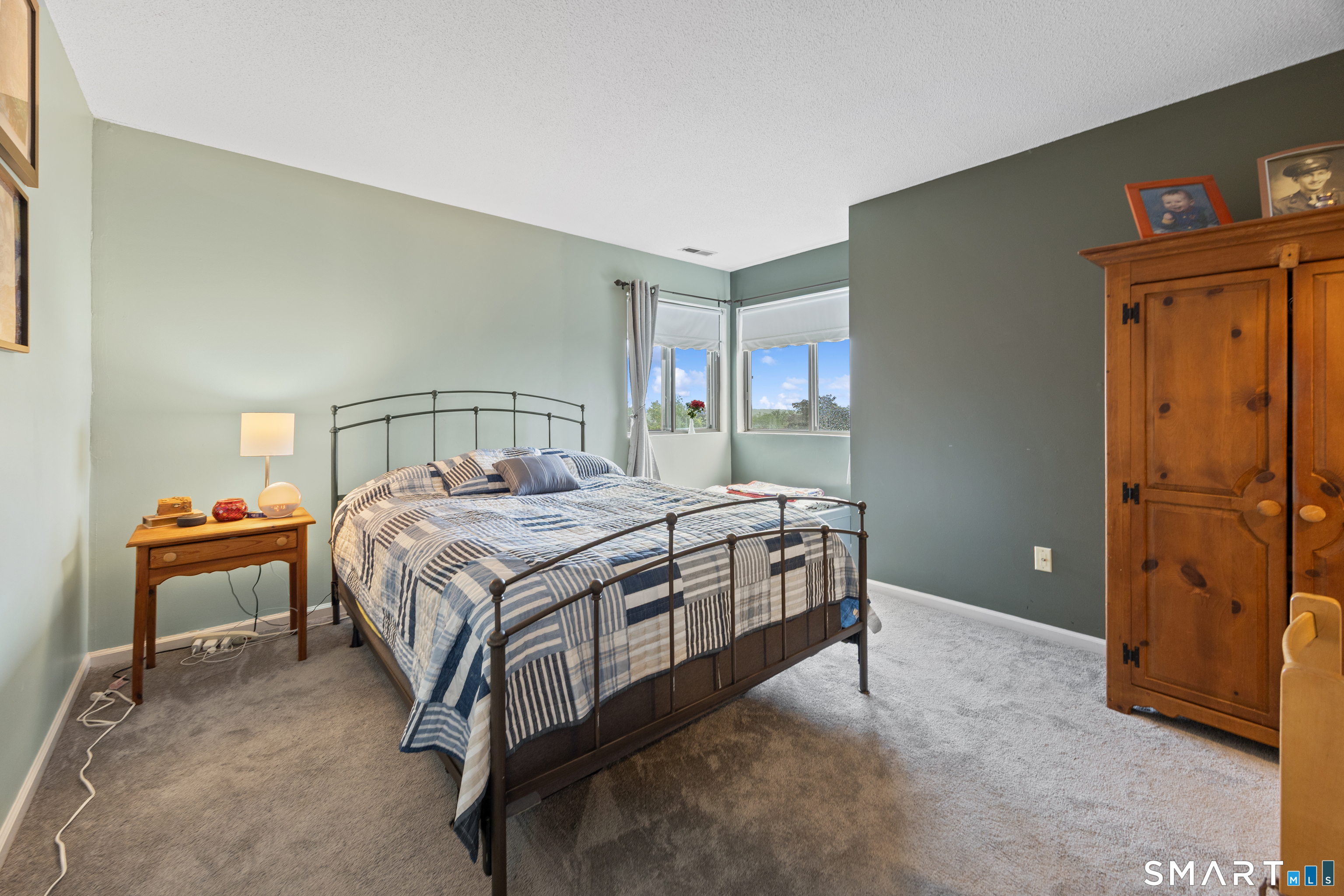 561 Pilgrim Harbor Wallingford CT 06492