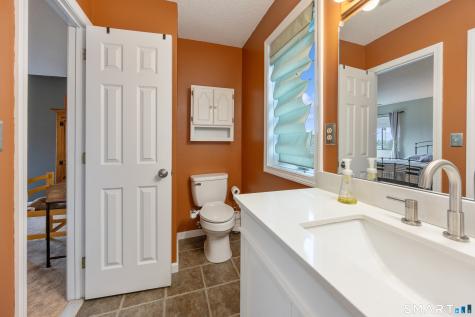 561 Pilgrim Harbor Wallingford CT 06492