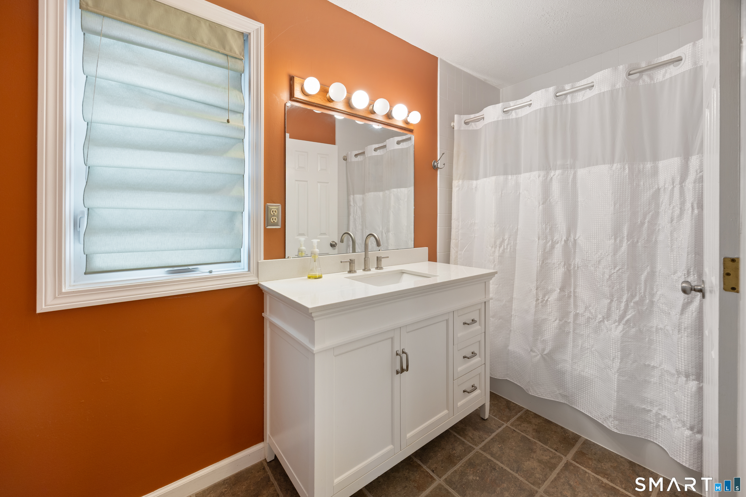 561 Pilgrim Harbor Wallingford CT 06492