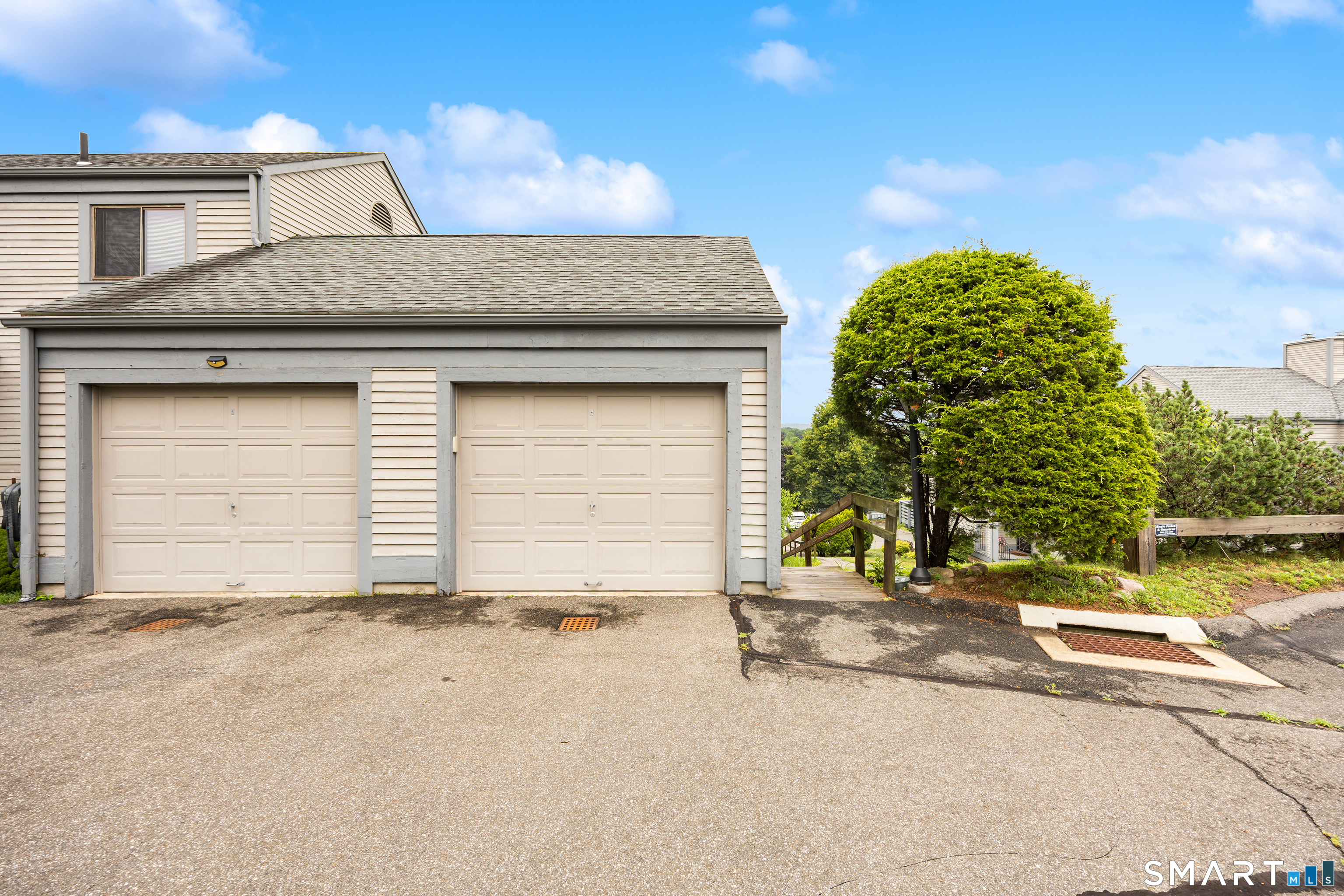 561 Pilgrim Harbor Wallingford CT 06492
