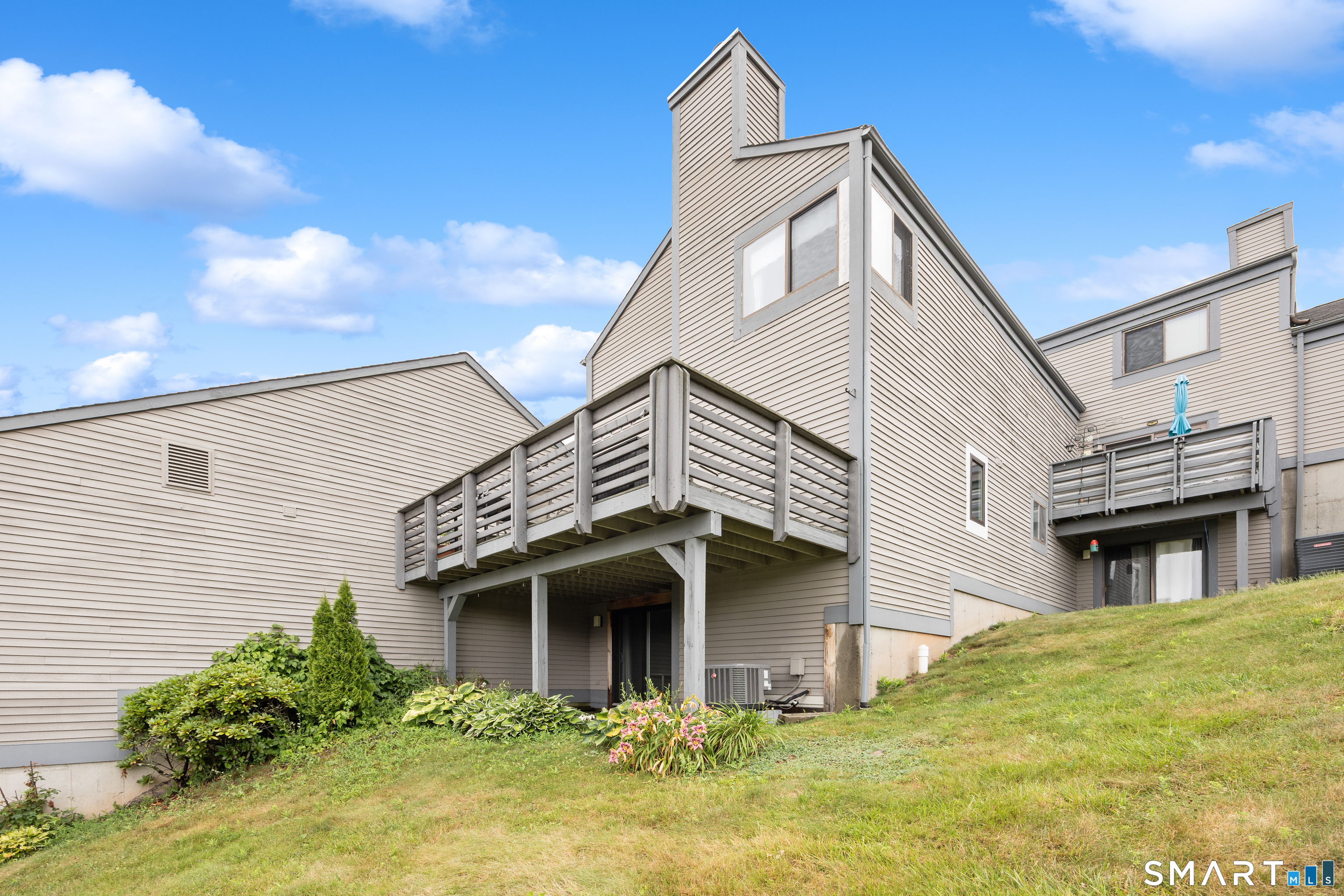 561 Pilgrim Harbor Wallingford CT 06492