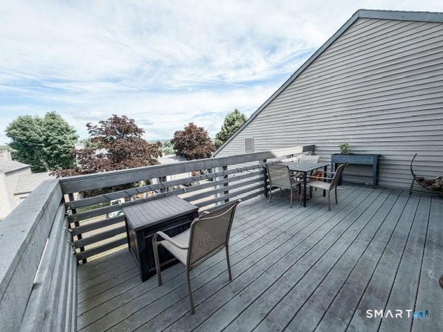 561 Pilgrim Harbor Wallingford CT 06492