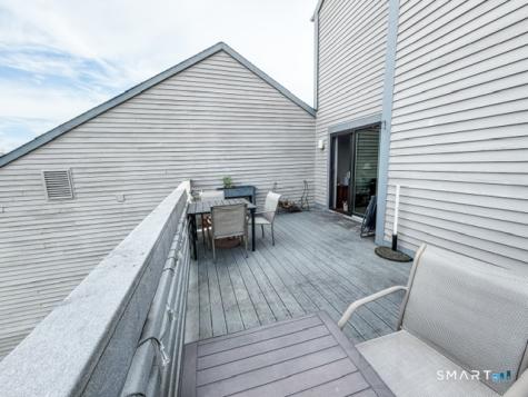 561 Pilgrim Harbor Wallingford CT 06492