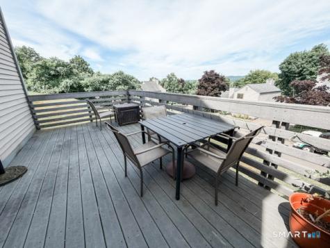561 Pilgrim Harbor Wallingford CT 06492