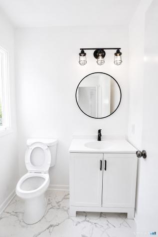 126 Hunters Creek Shelton CT 06484