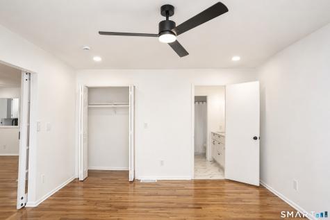 126 Hunters Creek Shelton CT 06484