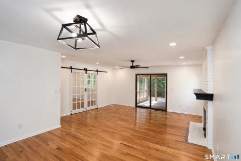 126 Hunters Creek Shelton CT 06484