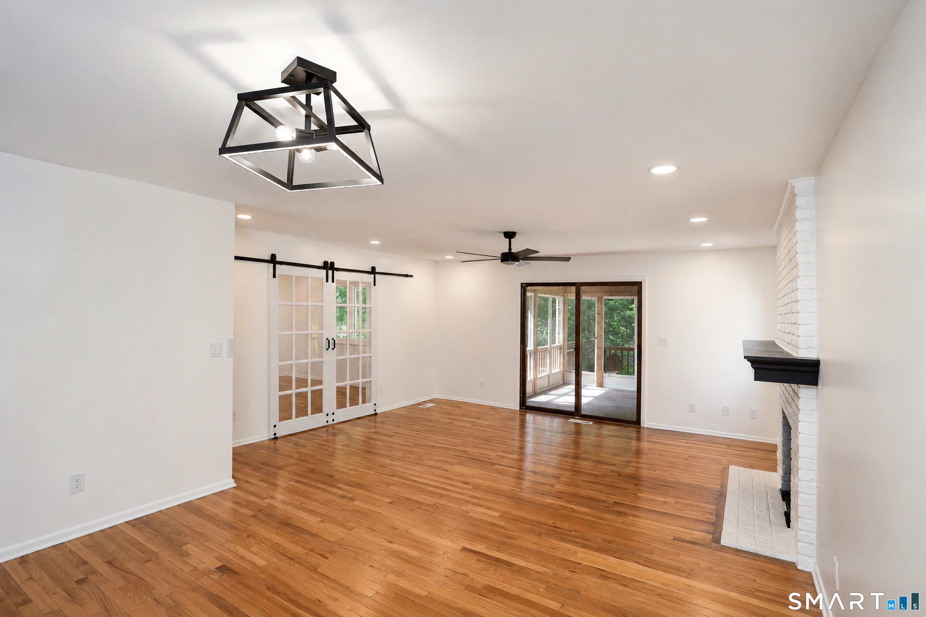 126 Hunters Creek Shelton CT 06484