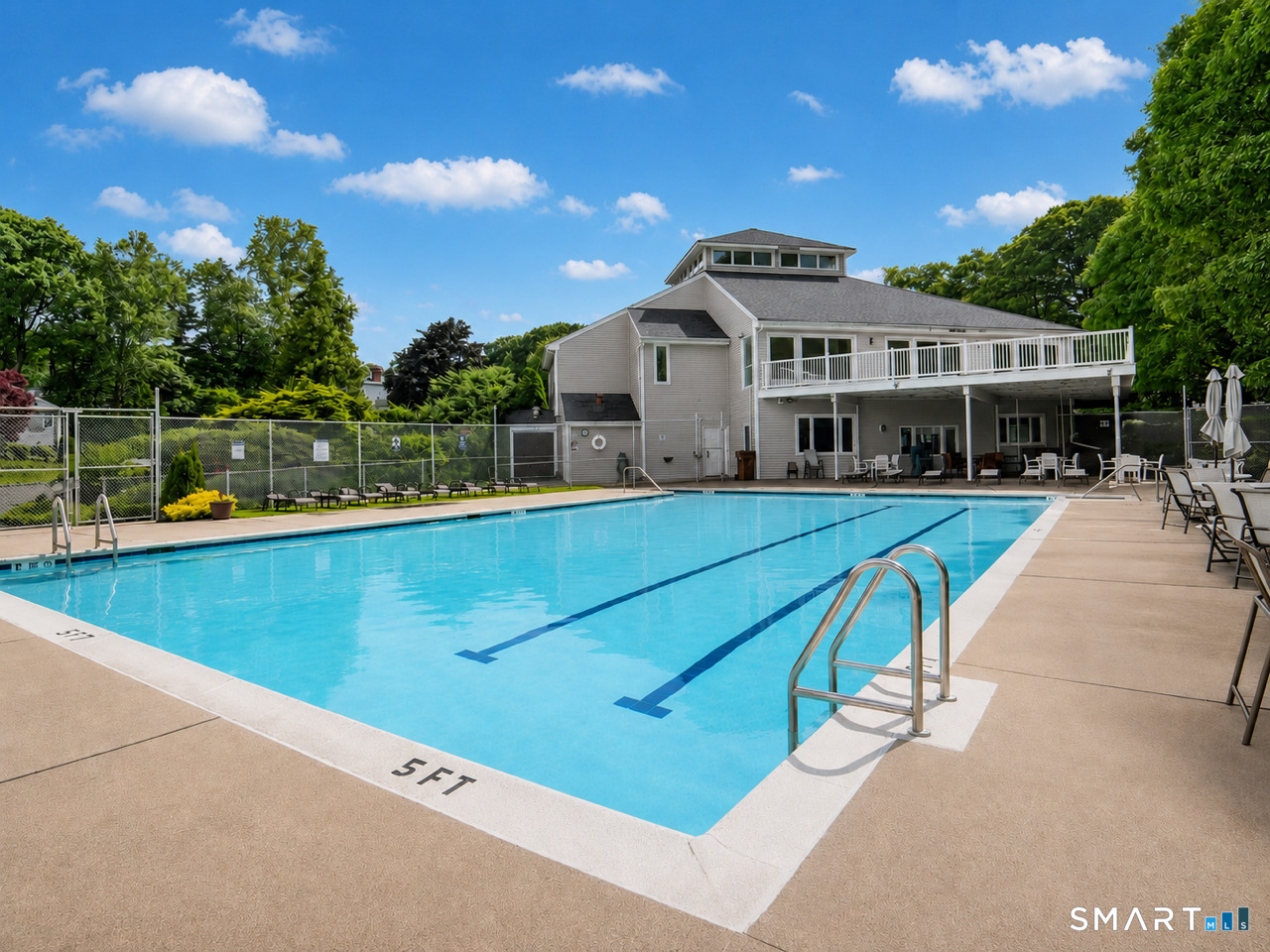 126 Hunters Creek Shelton CT 06484