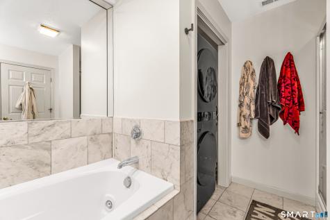 12 Naugatuck Avenue Milford CT 06460