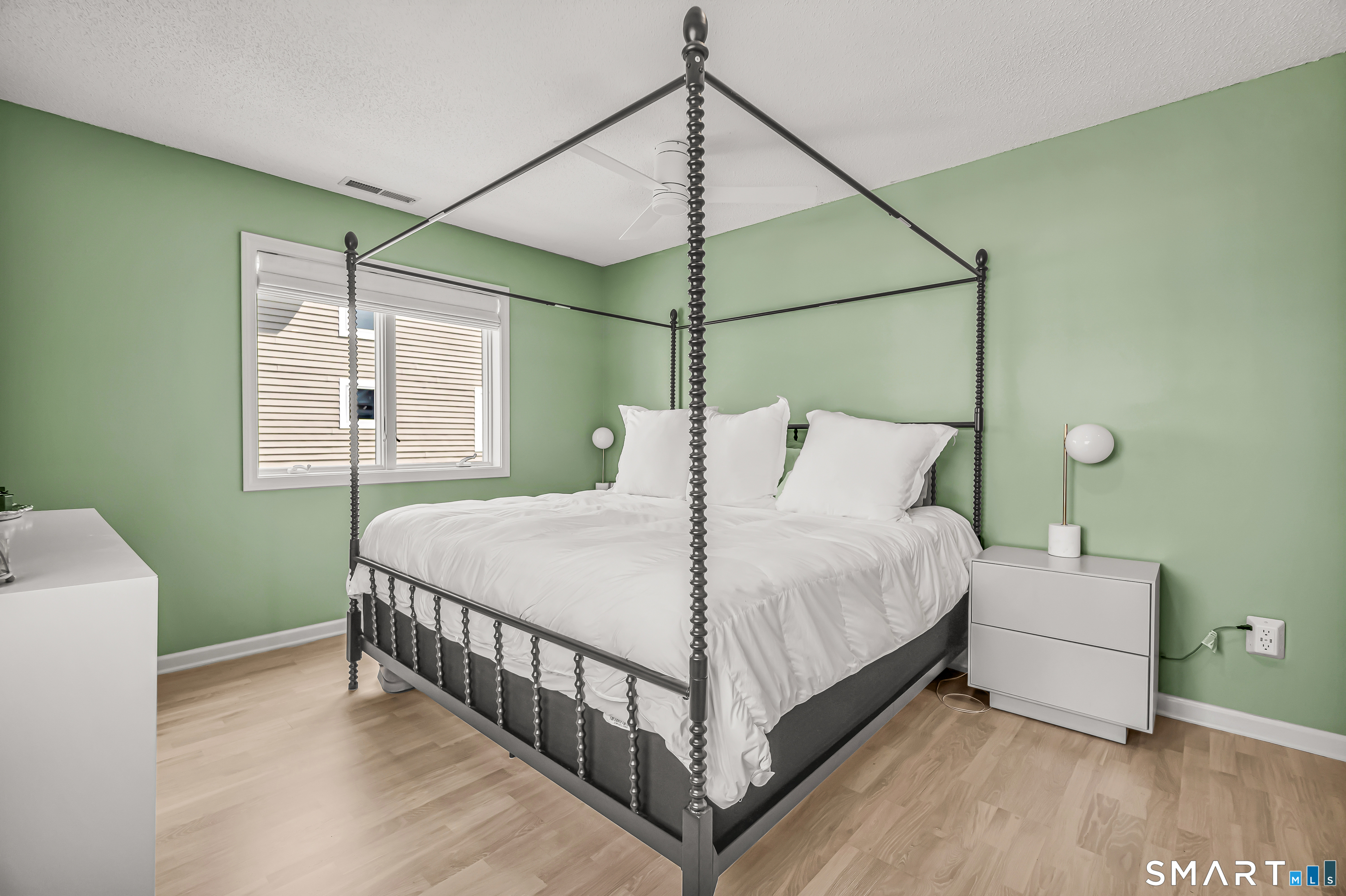 12 Naugatuck Avenue Milford CT 06460