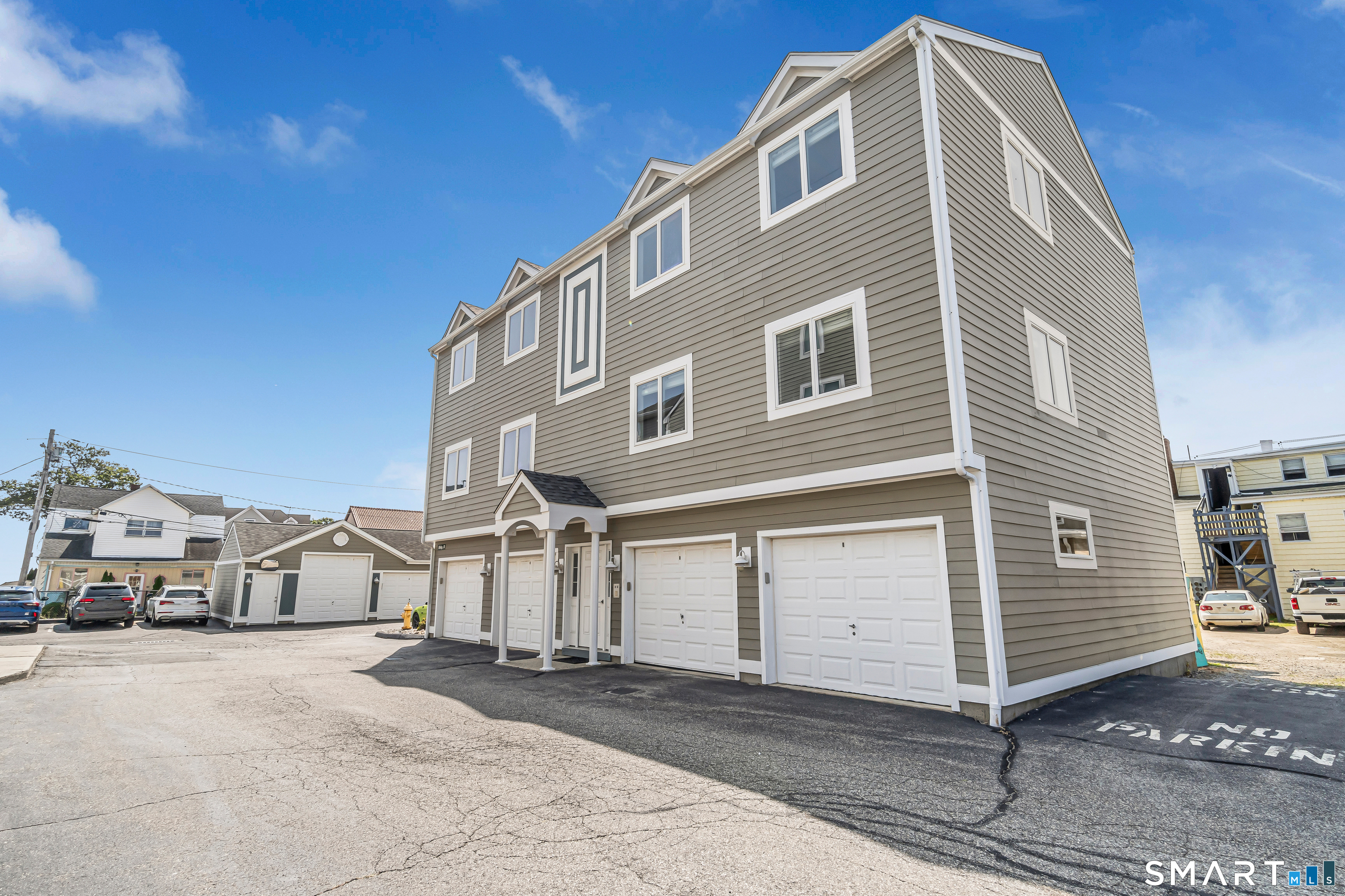 12 Naugatuck Avenue Milford CT 06460
