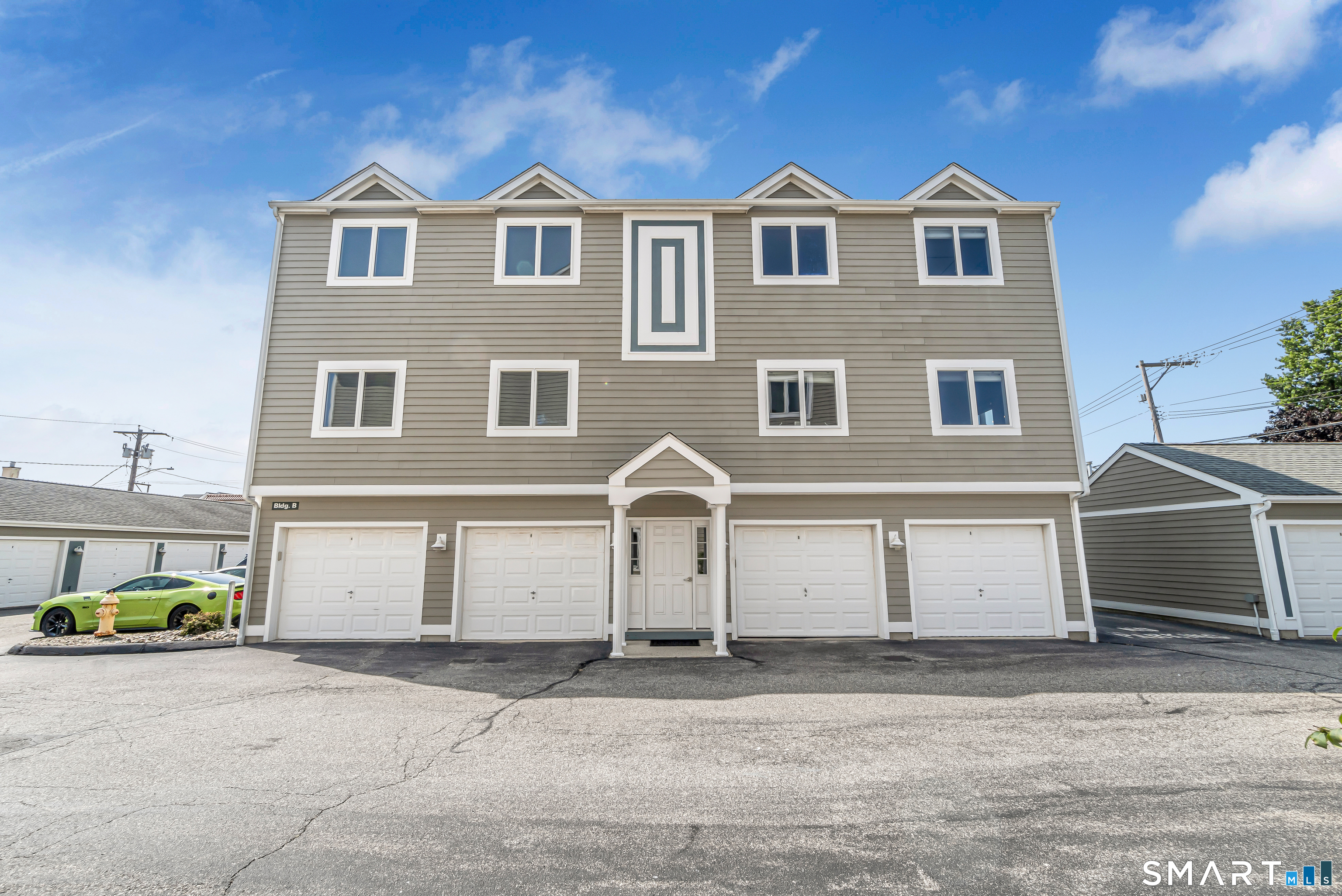 12 Naugatuck Avenue Milford CT 06460