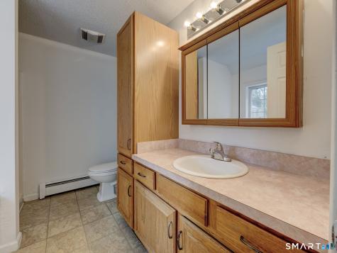 18 Hilltop Drive Windham CT 06256