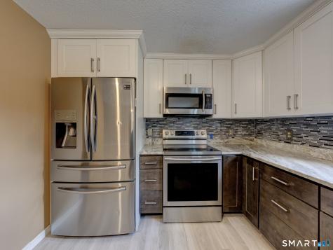 18 Hilltop Drive Windham CT 06256