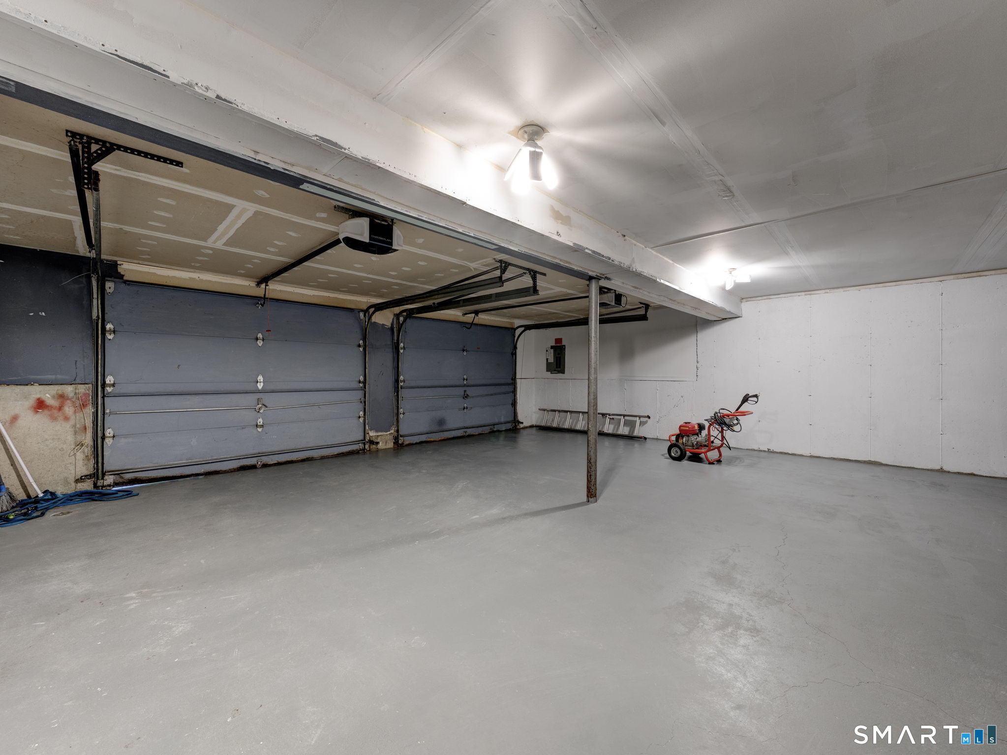 18 Hilltop Drive Windham CT 06256