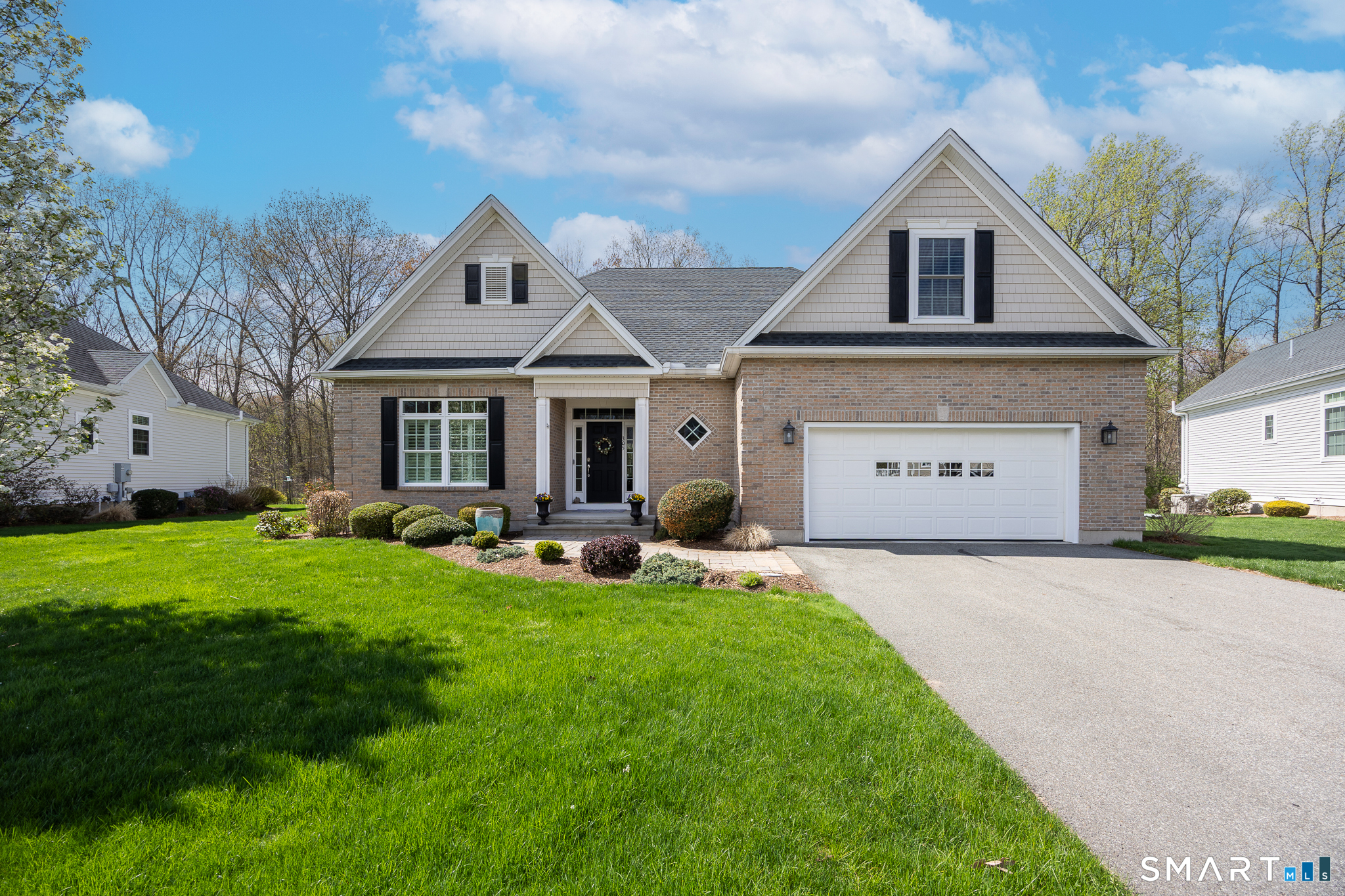 305 Richmond Glen Drive Cheshire CT 06410