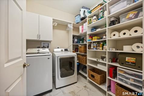 305 Richmond Glen Drive Cheshire CT 06410