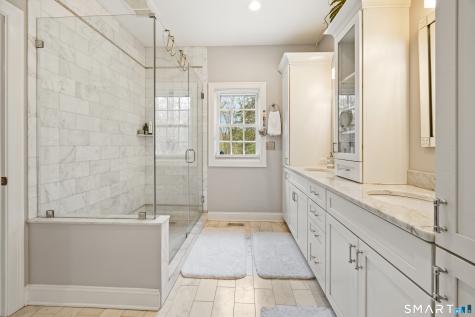 305 Richmond Glen Drive Cheshire CT 06410