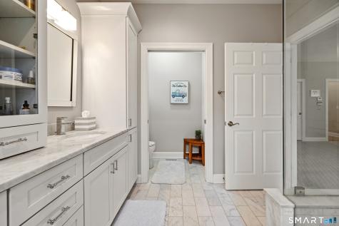 305 Richmond Glen Drive Cheshire CT 06410