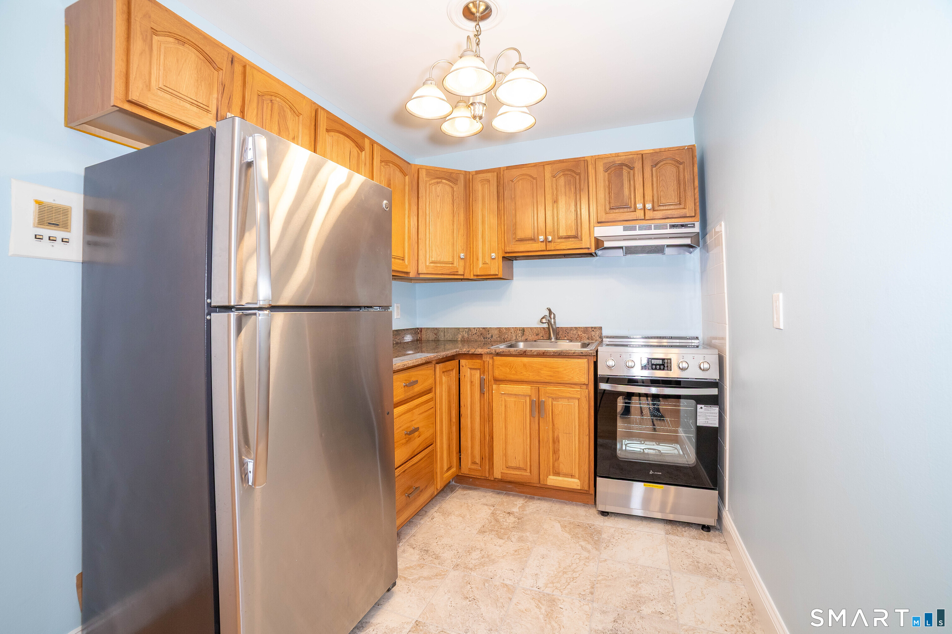 637 Cove Road Stamford CT 06902