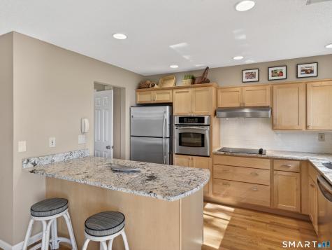 256 Hidden Cove Road Old Saybrook CT 06475