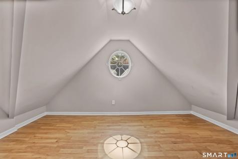 32 Lucius Court Milford CT 06460