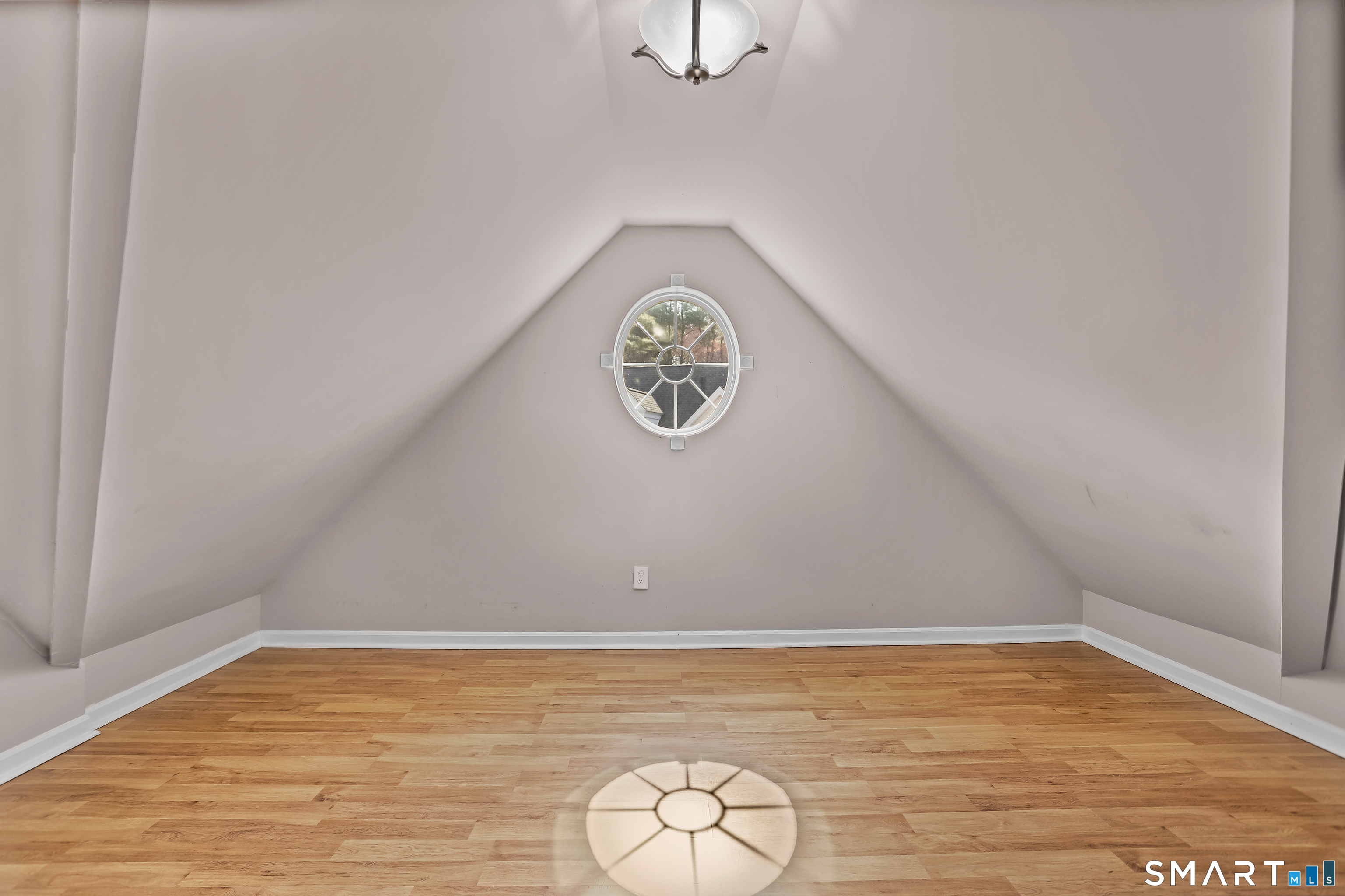 32 Lucius Court Milford CT 06460