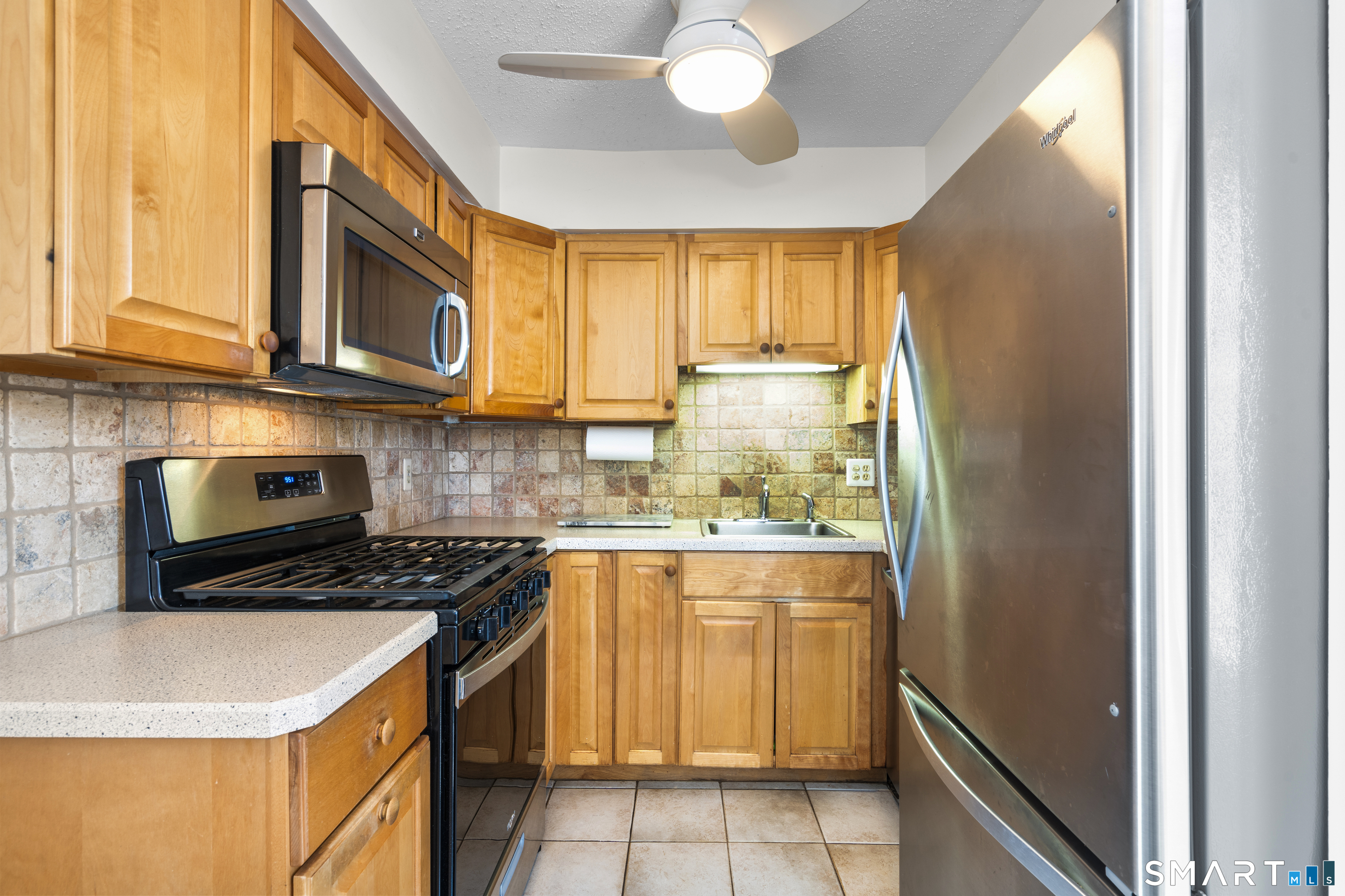 215 Beach Street West Haven CT 06516