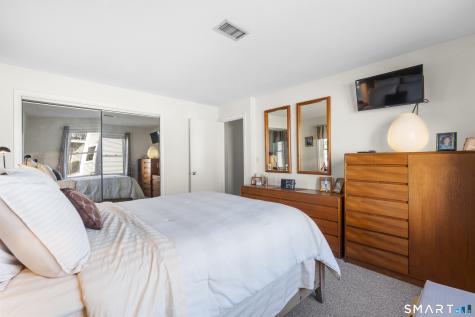 215 Beach Street West Haven CT 06516