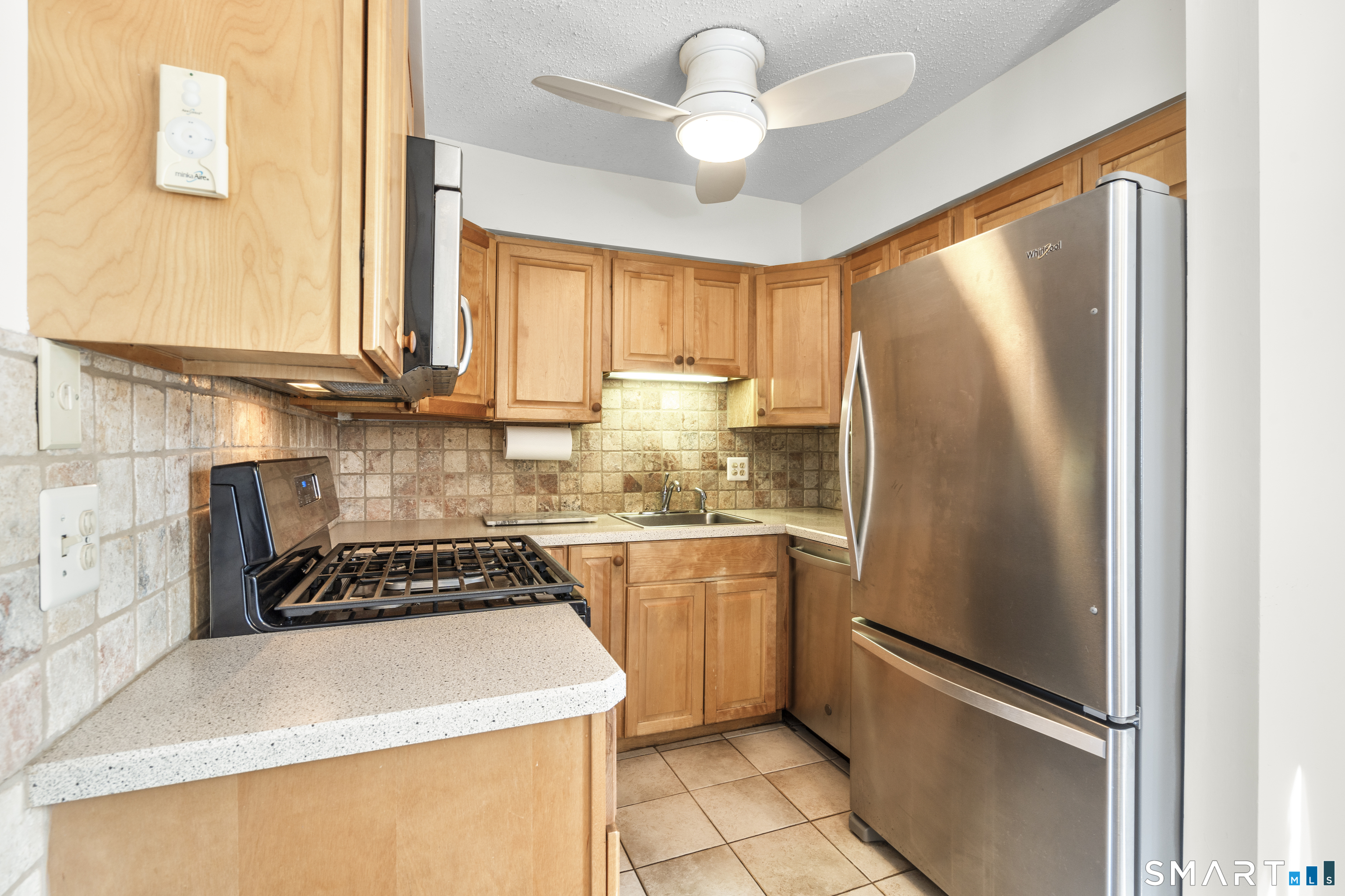 215 Beach Street West Haven CT 06516