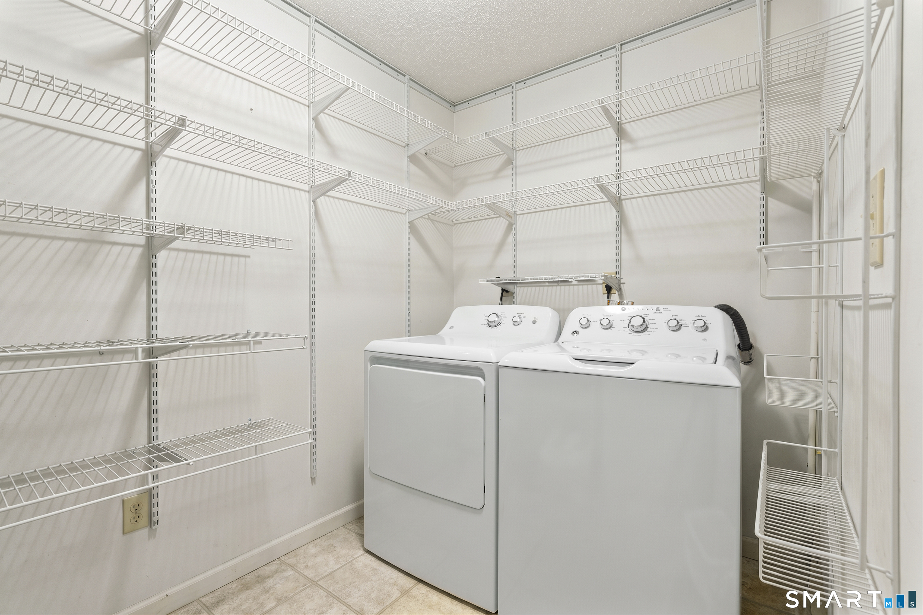 215 Beach Street West Haven CT 06516