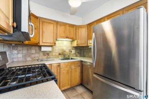 215 Beach Street West Haven CT 06516