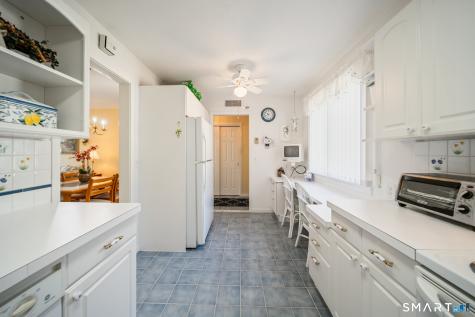 9 Heritage Circle Southbury CT 06488
