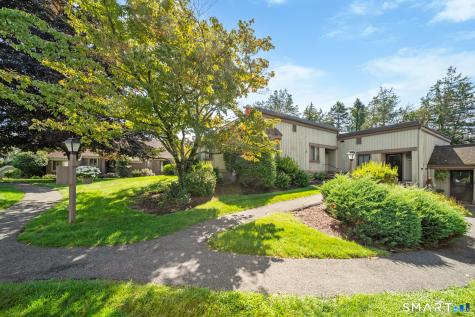 9 Heritage Circle Southbury CT 06488