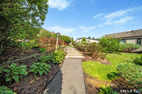 9 Heritage Circle Southbury CT 06488