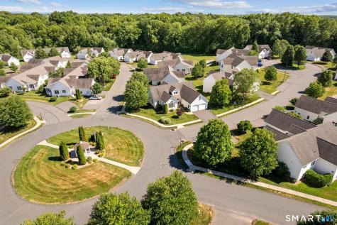 31 Gooseberry Drive Suffield CT 06078